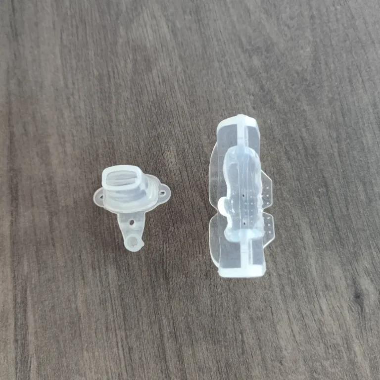 成鑫客户原始硅橡胶样件照片，结构参考